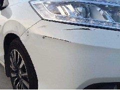 汽车修补漆表面缺少光泽的原因